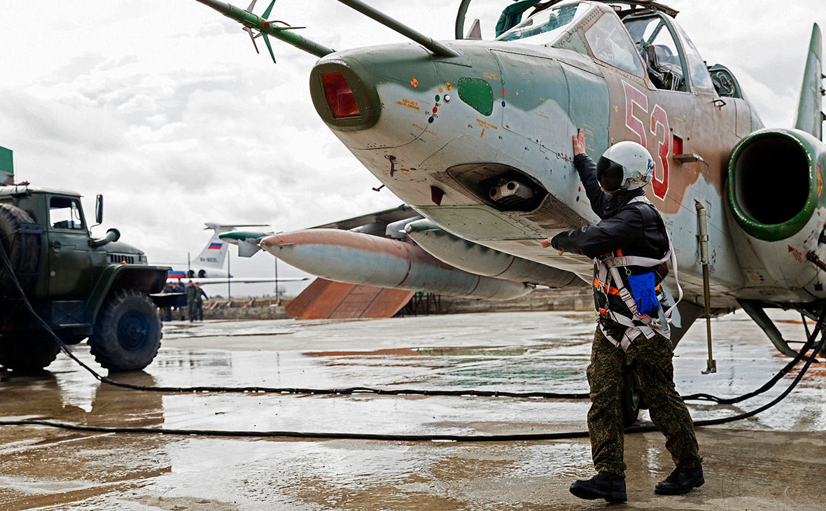 Штурмовик Су-25 ВКС России на авиабазе Хмеймим. 2016 год