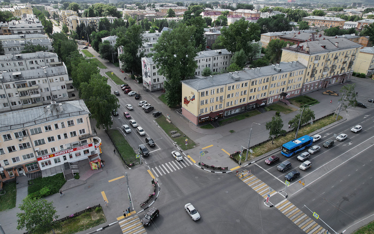 Жители Новокузнецка пожаловались на списание с проездных до 20 млн руб.