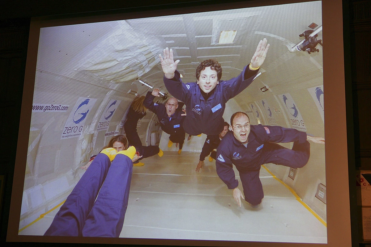 <p>На фото: презентация Брина в качестве инвестора&nbsp;компании Space Adventures, которая занимается организацией полетов космических туристов к МКС.&nbsp;Нью-Йорк,&nbsp;11 июня 2008 года</p>
