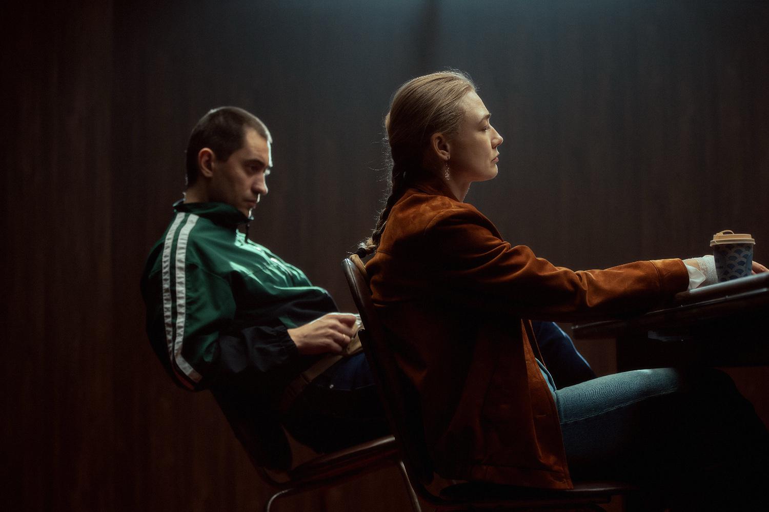 Дмитрий Чеботарев и&nbsp;Оксана Акиньшина в сериале&nbsp;&laquo;Отпечатки&raquo;
