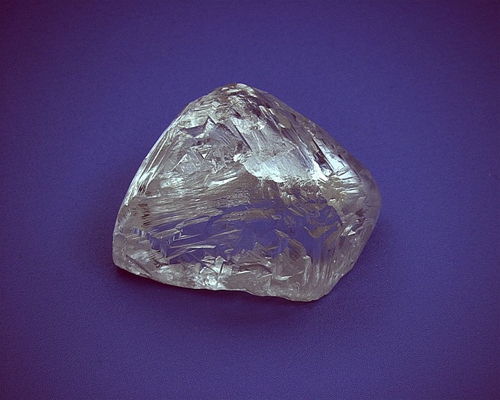 В России добыли алмаз массой более 235 карат