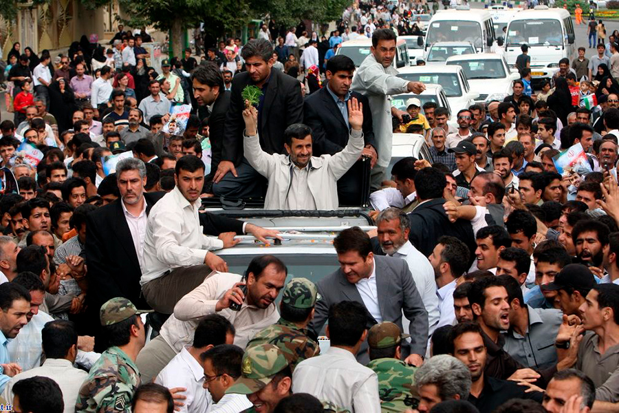 4 августа 2010 года в Хамадане было совершено покушение на президента Ирана Махмуда Ахмадинежаде. В его автомобиль бросили ручную гранату. От взрыва пострадали несколько охранников, но сам он остался невредим.