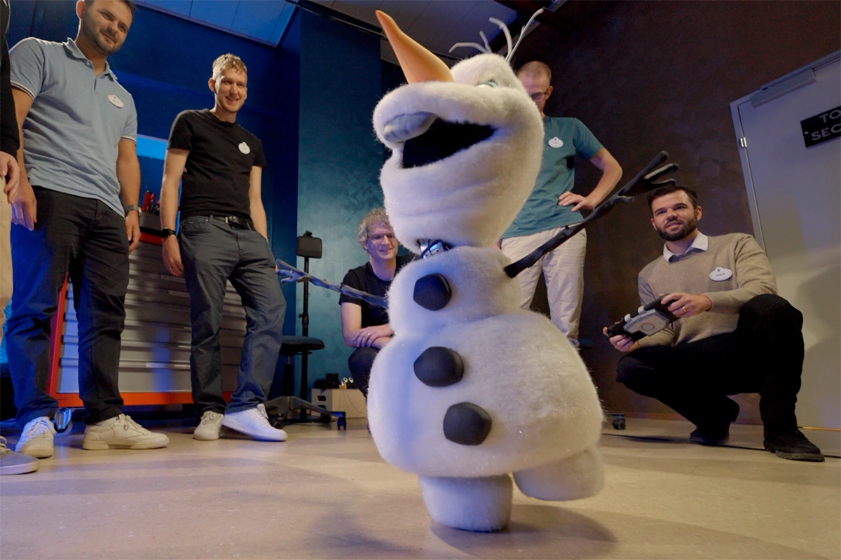 Робот Олаф из «Холодного сердца»