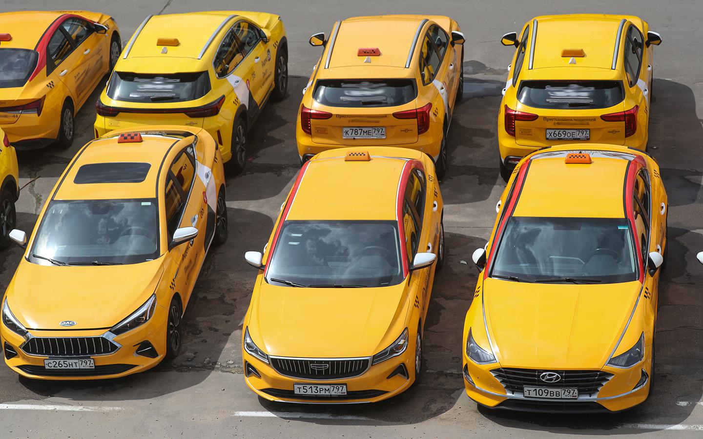 «Будут докатывать»: глава НАС оценил влияние локализации на рынок такси