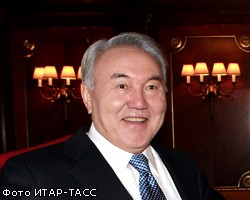 Н.Назарбаев выразил признательность Д.Медведеву за поздравления