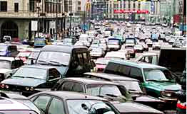 В Москве каждый день становится на 500 машин больше