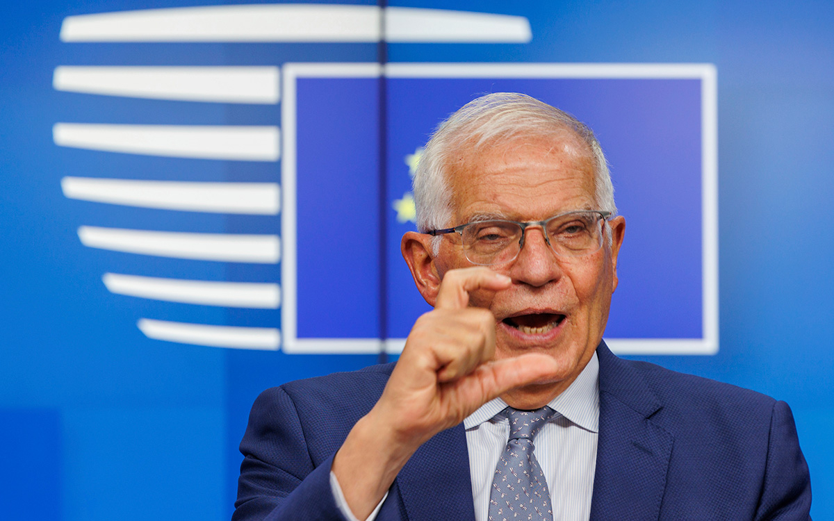 Боррель заявил, что ряд банков «перегибают палку» в исполнении санкций ЕС"/>














