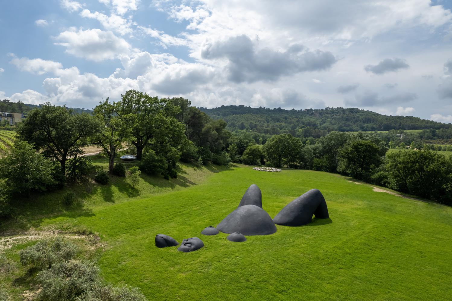 Прюн Нурри, Mater Earth. Ch&acirc;teau La Coste