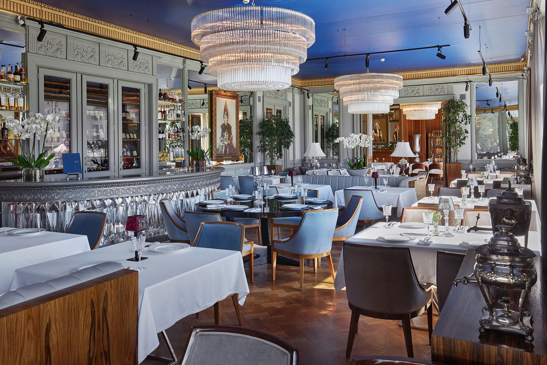 Интерьер ресторана &laquo;Белуга&raquo;