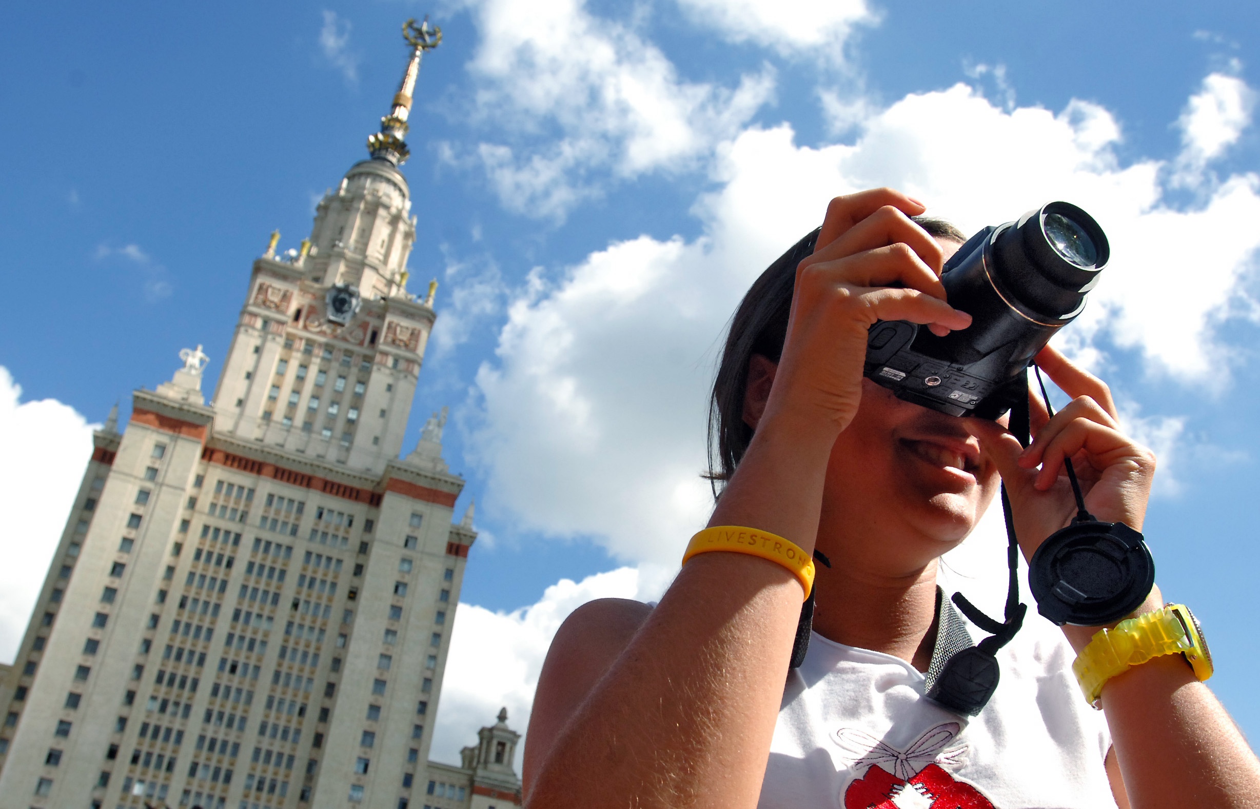 Фотографировать достопримечательности