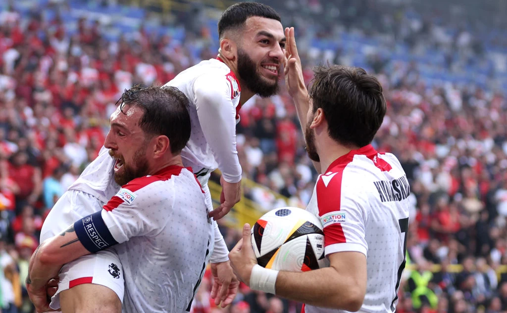 Dean Mouhtaropoulos / Getty Images