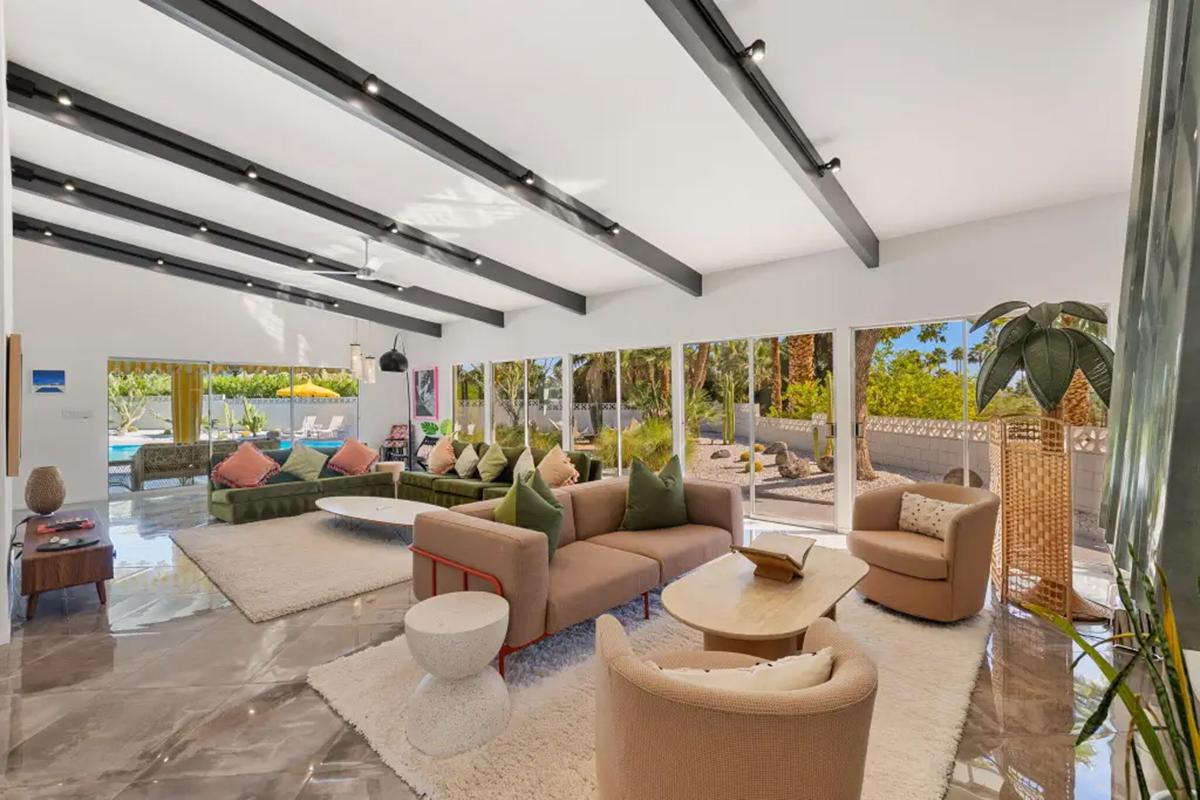 Фото: Coldwell Banker Realty / Teigen Media