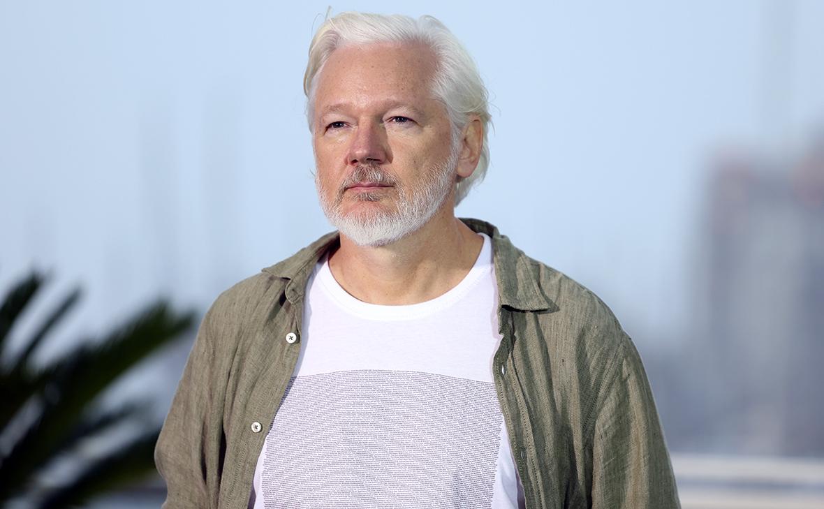 Основатель WikiLeaks Ассанж объявил о своем возвращении