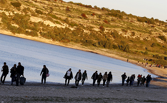 Беженцы на&nbsp;пути к&nbsp;греческому острову Хиос, провинция Измир, Турция, 5 марта 2016 года