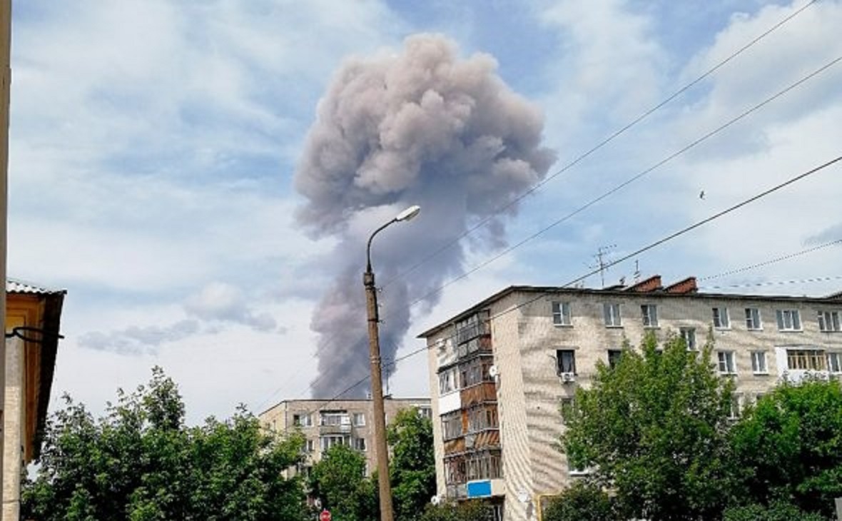 Причиной взрывов на заводе «Кристалл» в Дзержинске назвали дождь — РБК