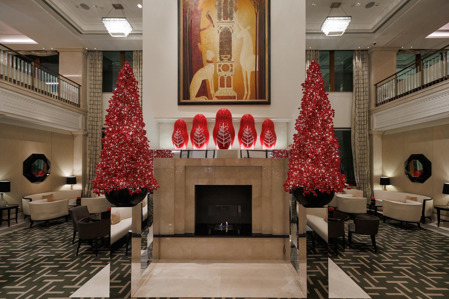 Лобби отеля Four Seasons Hotel