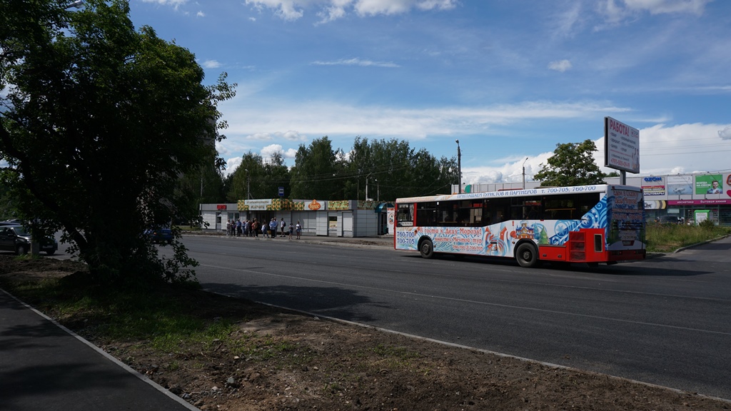 В Вологде отремонтировали одну из центральных улиц села Молочное