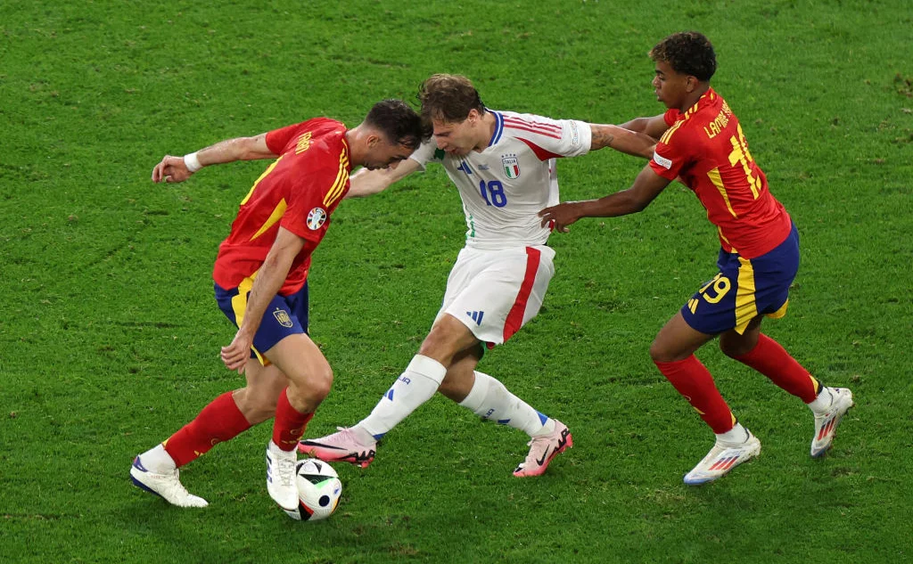 Dean Mouhtaropoulos / Getty Images