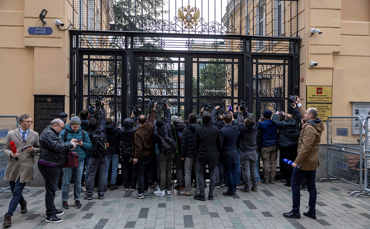 Umit Bektas / Reuters