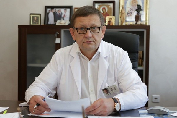 Экс-директор клиники Мешалкина Александр Караськов