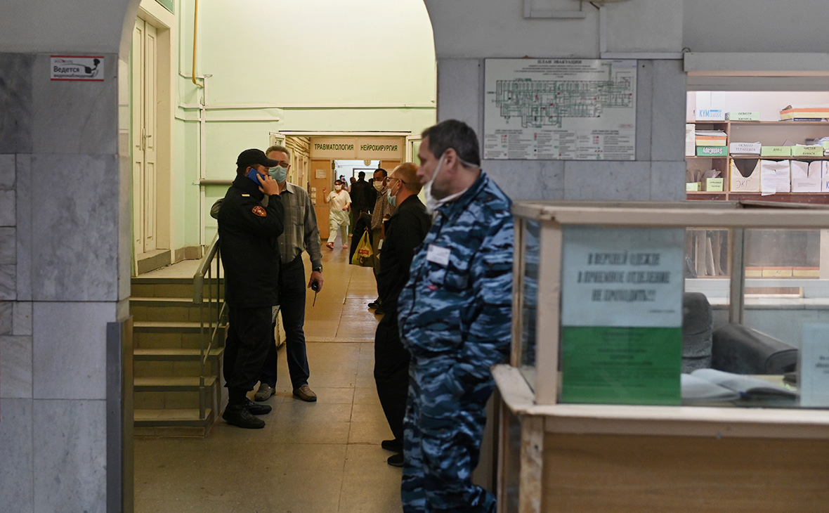 Омская БСМП № 1, где в токсикореанимации находится Алексей Навальный