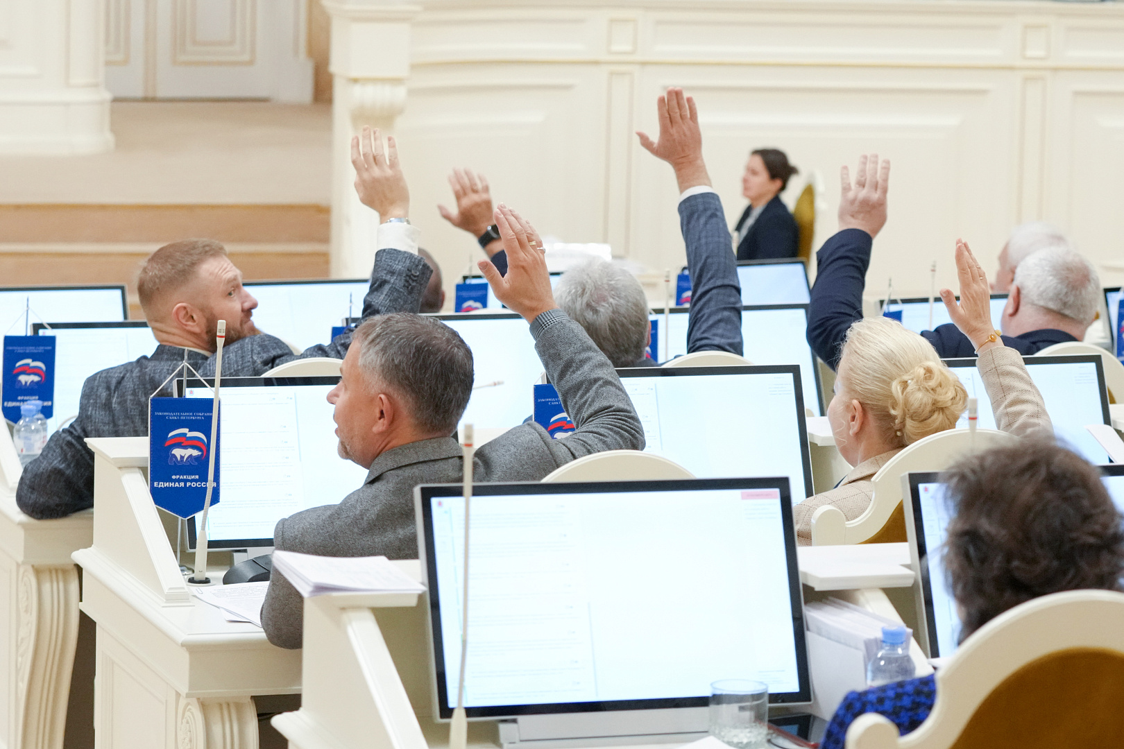 Фото: пресс-служба Законодательного собрания Санкт-Петербурга