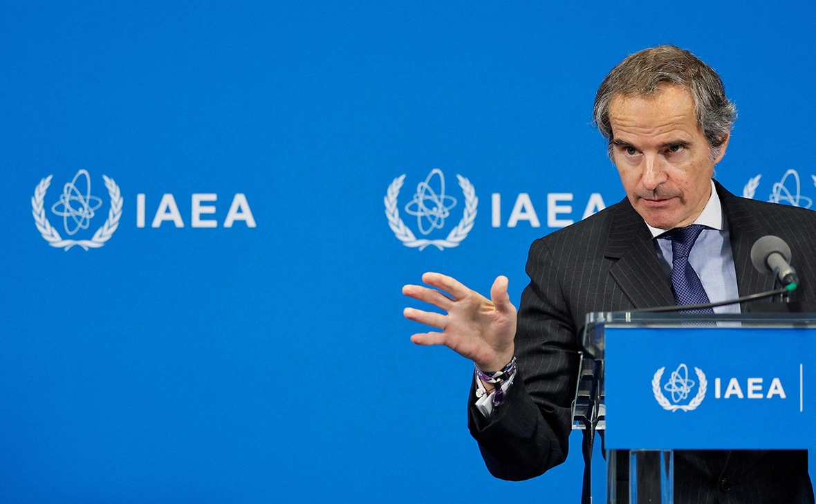 Lisa Leutner / Reuters