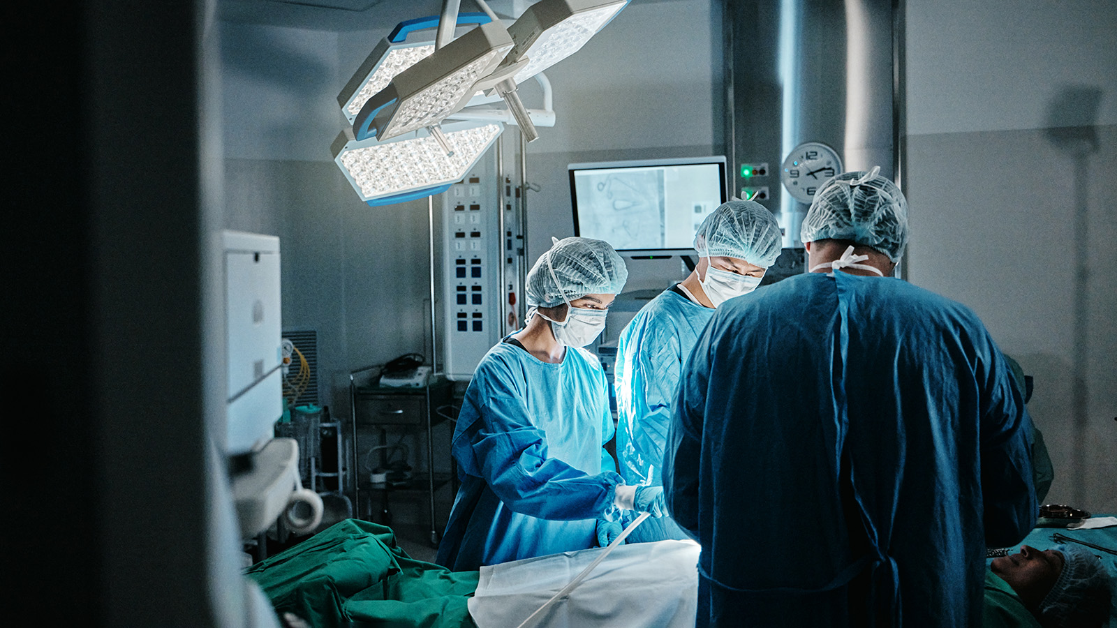 В Иркутске врачи удалили грудную опухоль у младенца