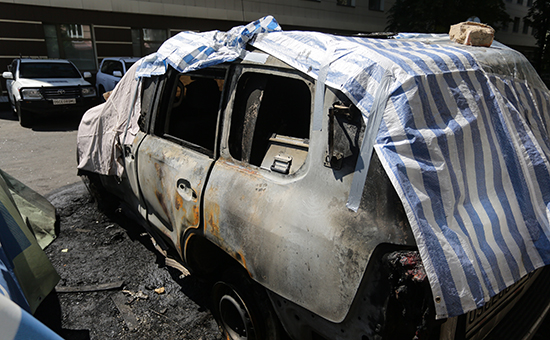 Бронированные автомобили Специальной мониторинговой миссии (СММ) ОБСЕ, сгоревшие в ночь на 9 августа