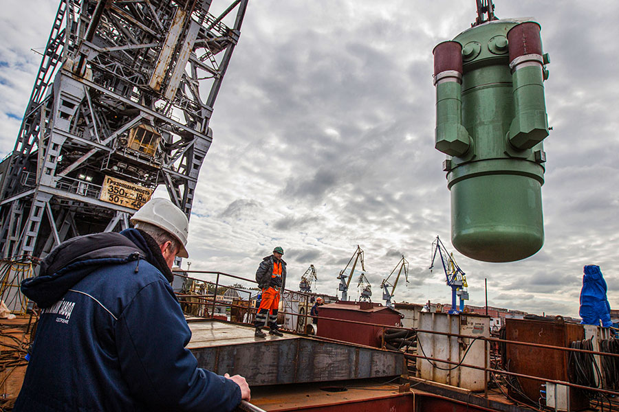 Ледокол имеет двухреакторную энергетическую установку с основным источником пара от реакторной установки нового поколения &laquo;РИТМ-200&raquo;, специально разработанной для этого судна. &laquo;Арктика&raquo; может совершать плавание как в Северном Ледовитом океане, так и в устьях полярных рек. Максимальная скорость судна составляет 22 узла, а срок службы&nbsp;&mdash; 40 лет