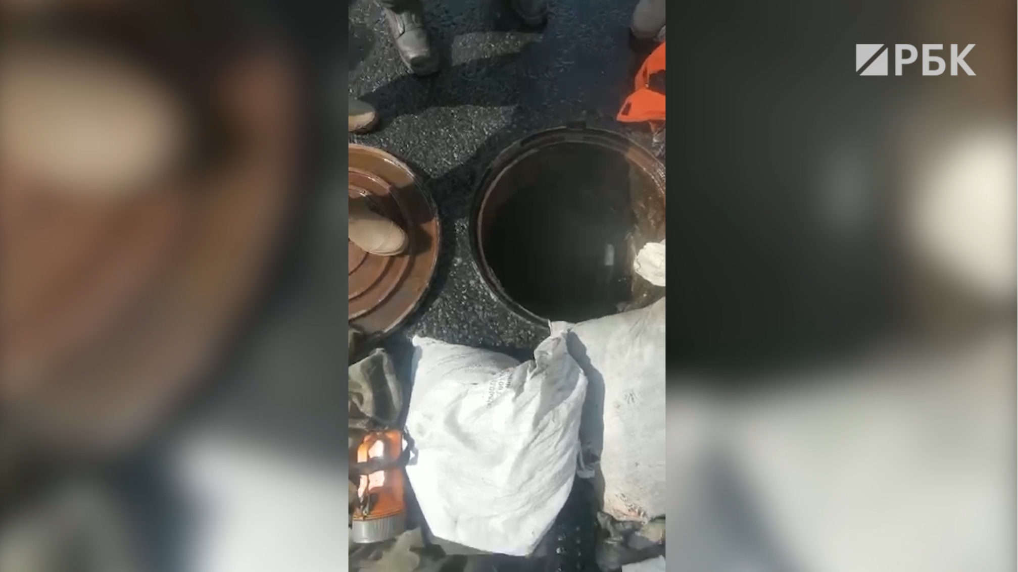 Рабочие застряли при очистке коллектора в Москве