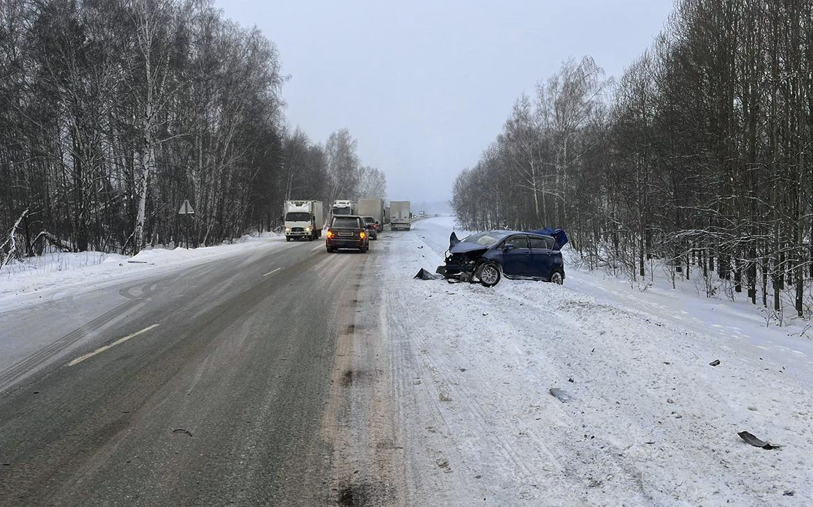 В аварии под Новосибирском погибли четыре человека. Видео