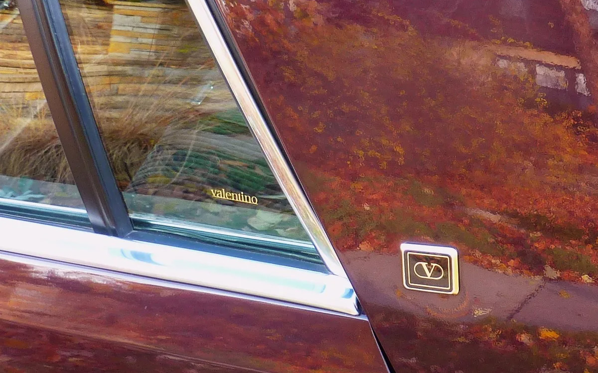 Lincoln Continental Valentino Edition