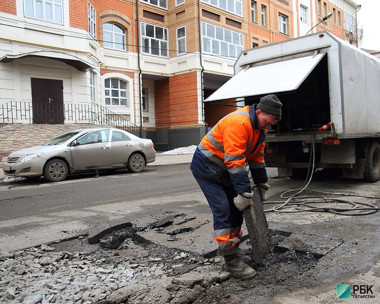 Депутаты Татарстана просят позвать ремонтировать дороги иностранцев