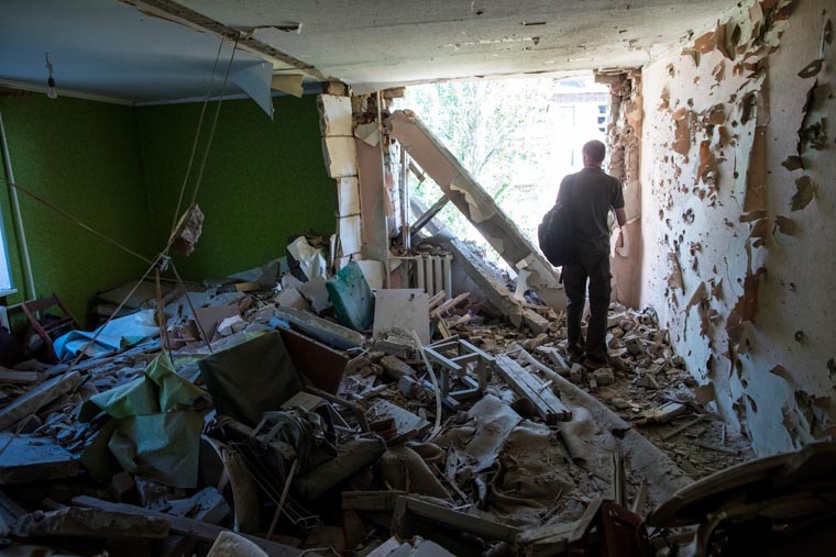 Ополченцы заявили об уничтожении половины зданий в Славянске