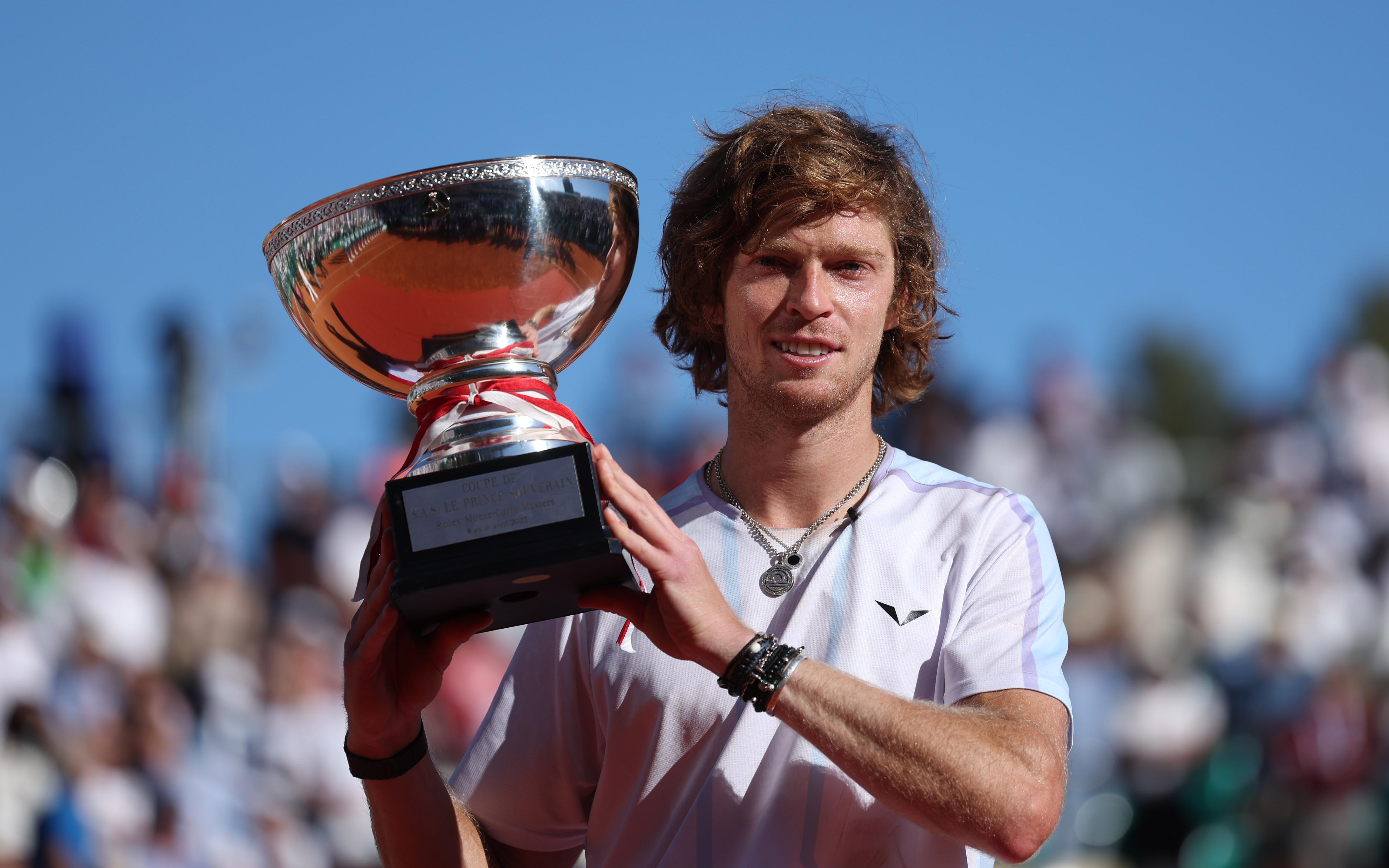 Второй россиянин вошел в топ-5 лучших теннисистов сезона