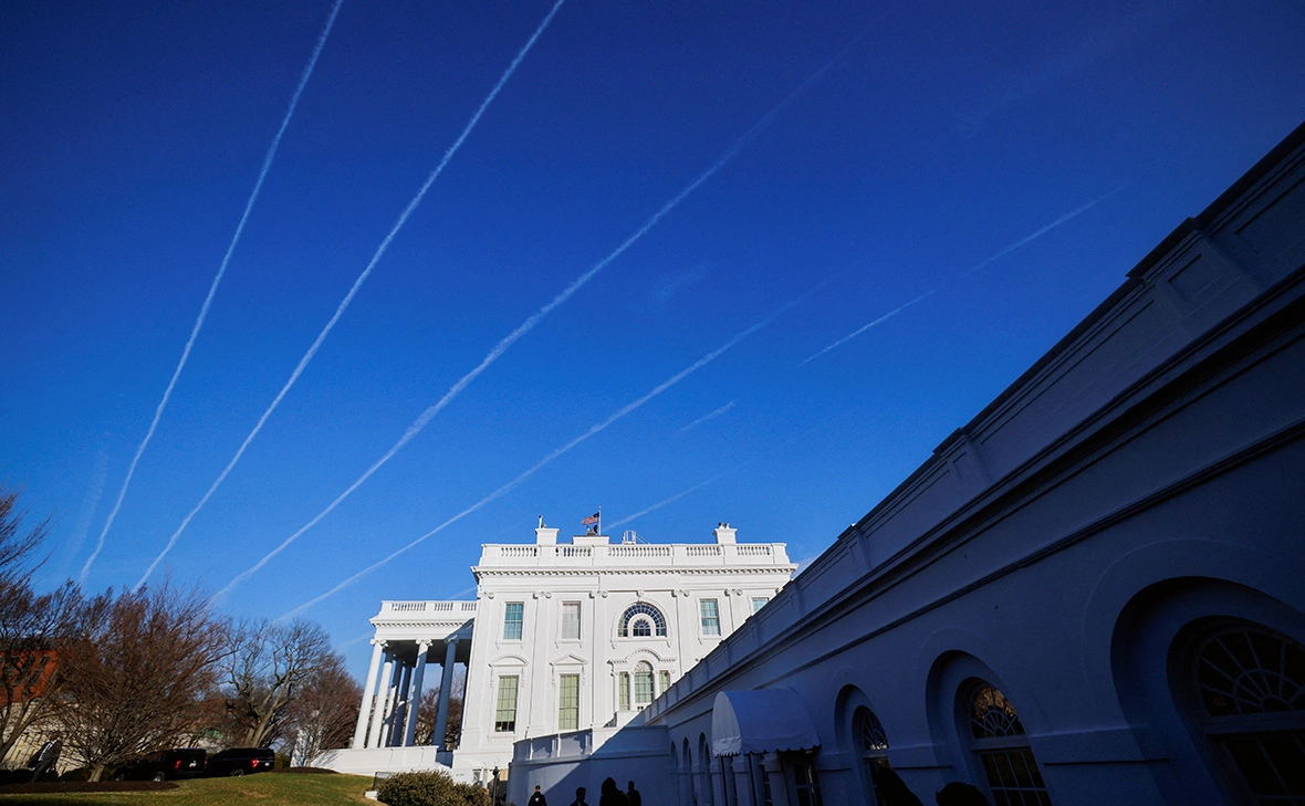 Brian Snyder / Reuters