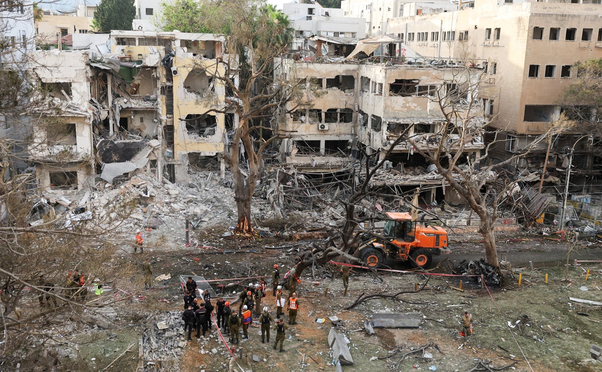 Ronen Zvulun / Reuters