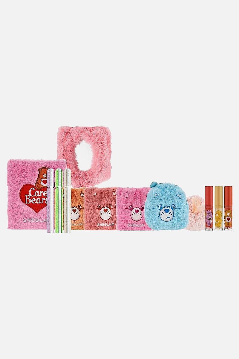 Лимитированный набор декоративной косметики Care Bears Collection Set, Sheglam, 27&nbsp;073 руб. (&laquo;Лэтуаль&raquo;)