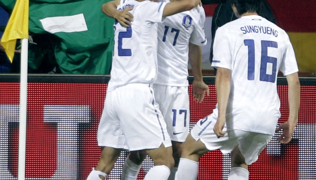 Уругвай стал первым участником четвертьфинала ЧМ
