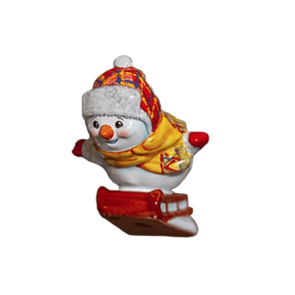 Елочная игрушка «Снеговик на санках», «Ярославская Майолика», 3100 руб. (thedar.store)