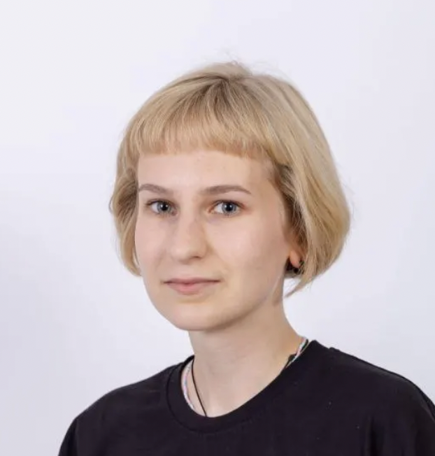 Олеся Мамоник