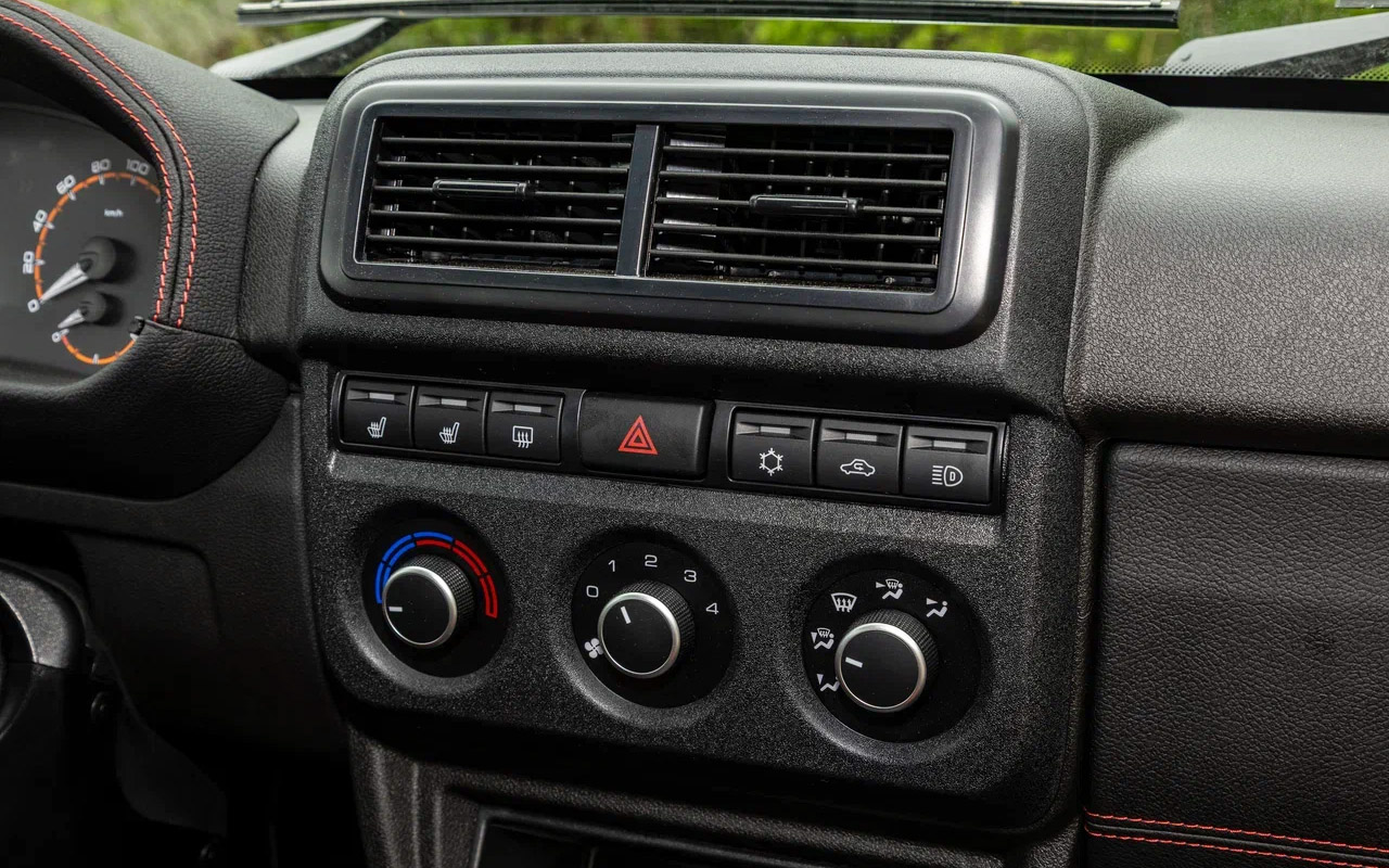 Lada Niva Sport