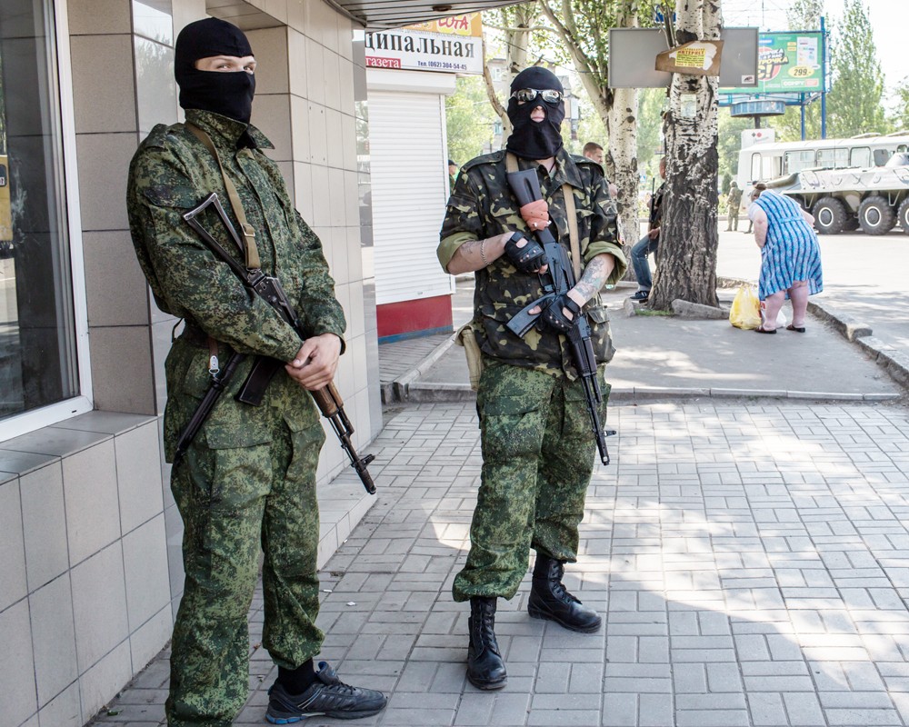 В подвалах новой власти: на востоке Украины растет число заложников — РБК