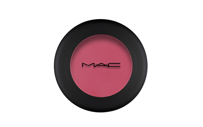 Тени Powder Kiss Eyeshadow, оттенок FallIn Love, MAC