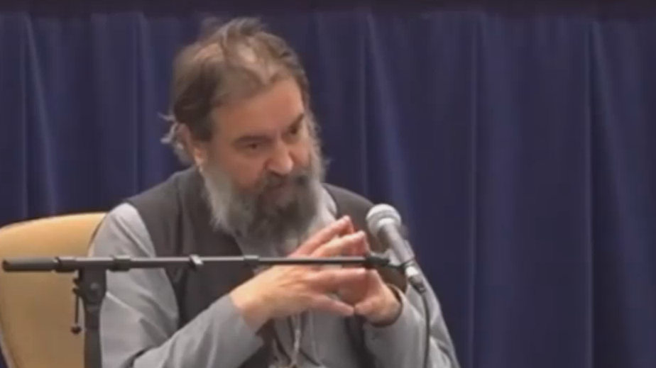 Протоиерей Ткачев посоветовал женщинам умерить амбиции