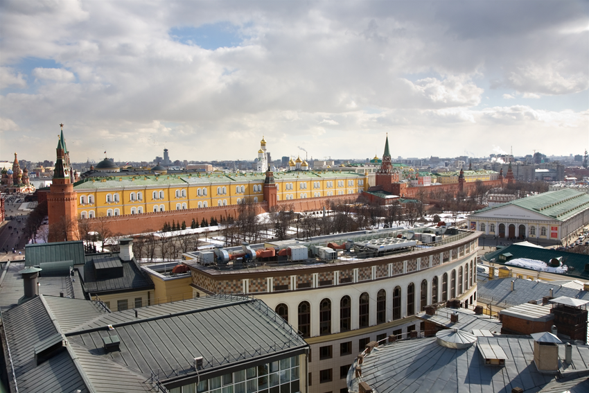 Чиновник незаконно сдавал офисы рядом с Кремлем