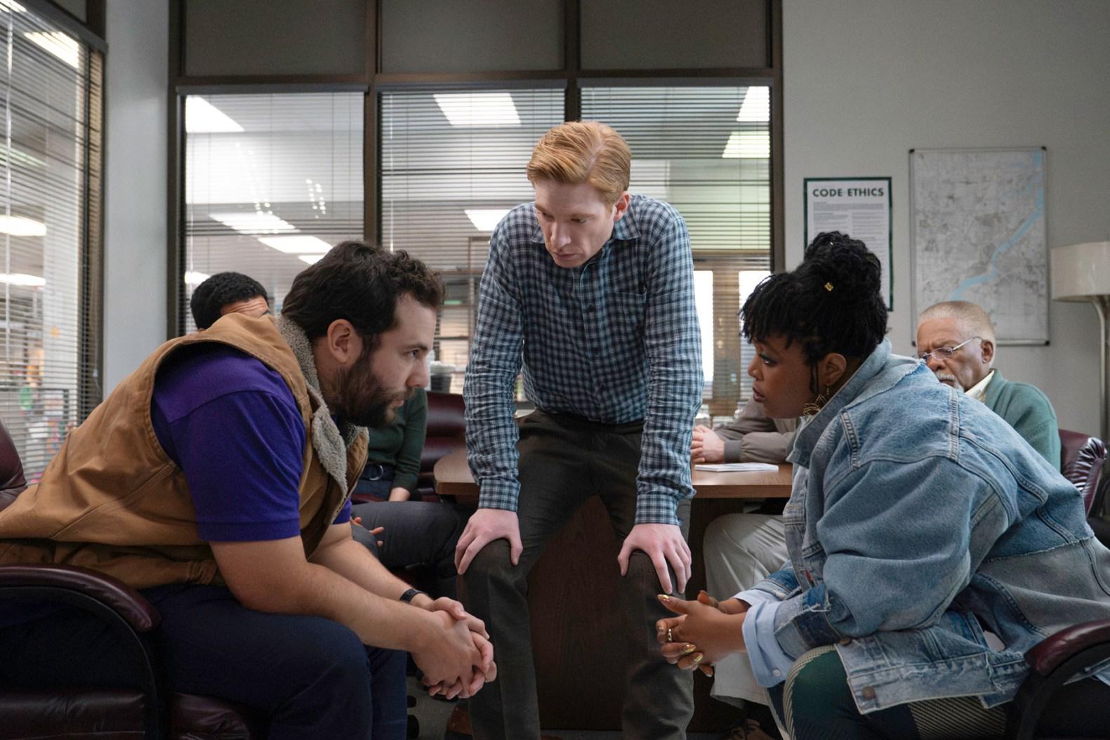 Кадр из сериала «Газета»