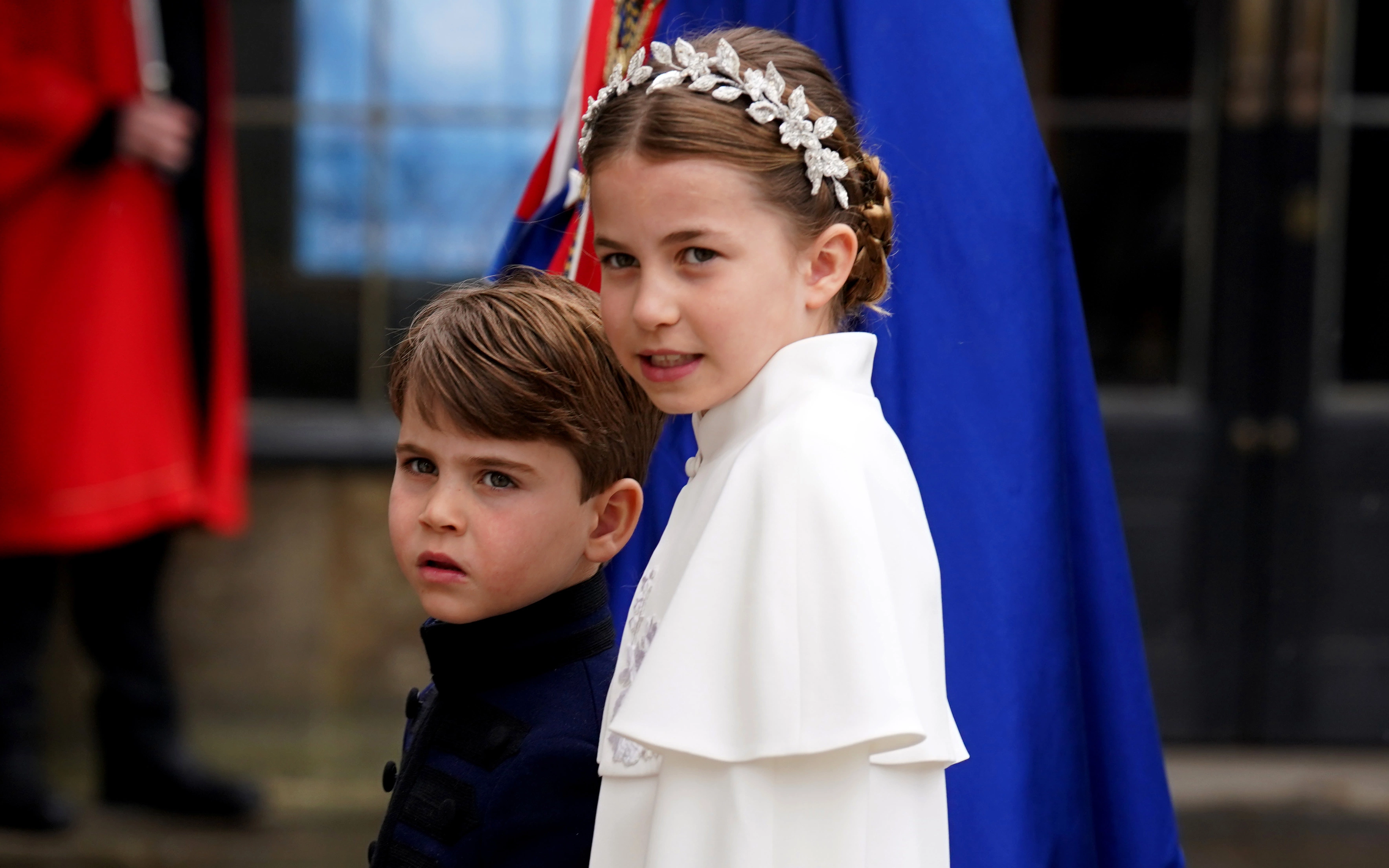 <p>Принцесса Шарлотта и принц Луи</p>