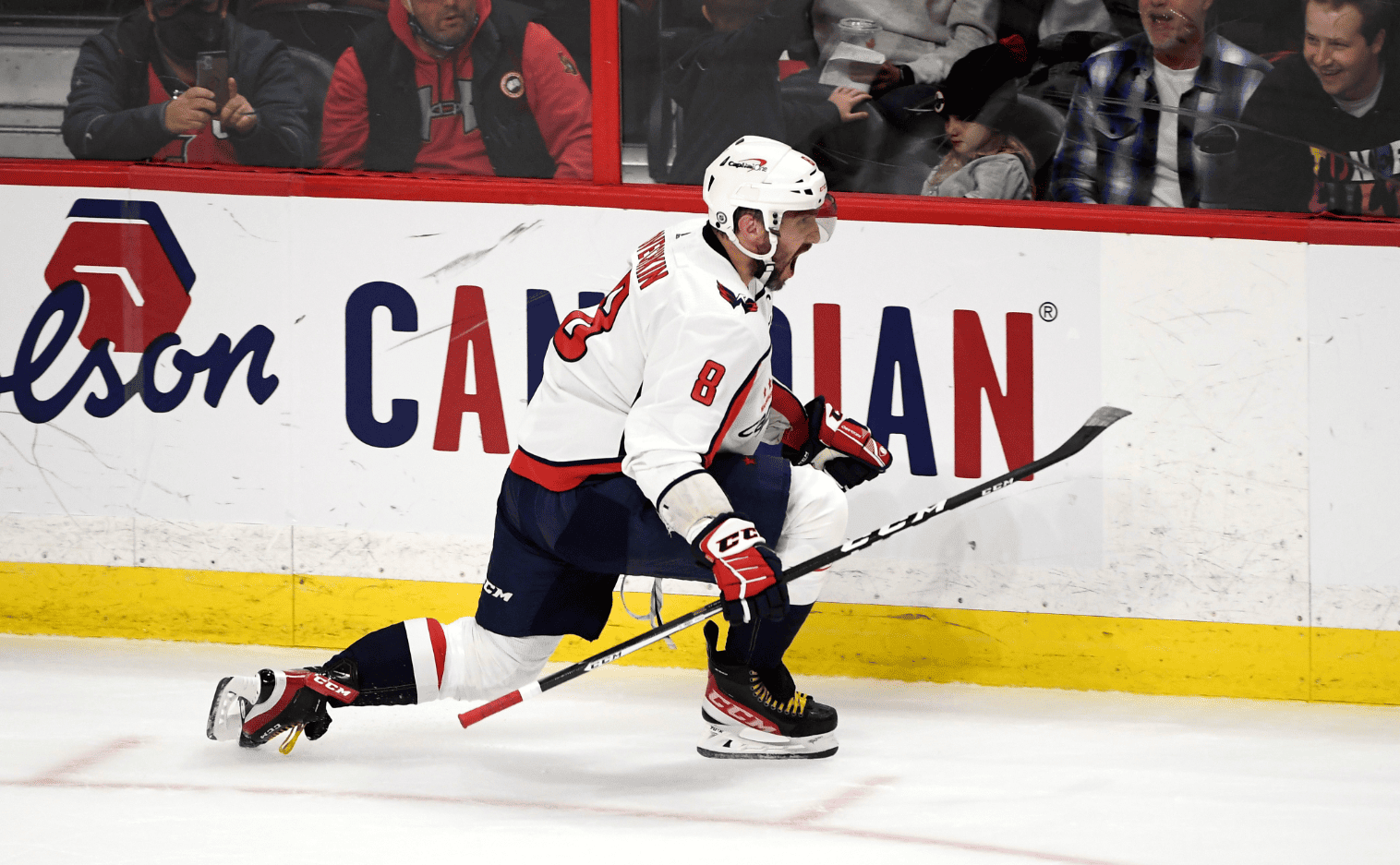 Justin Tang / Global look press